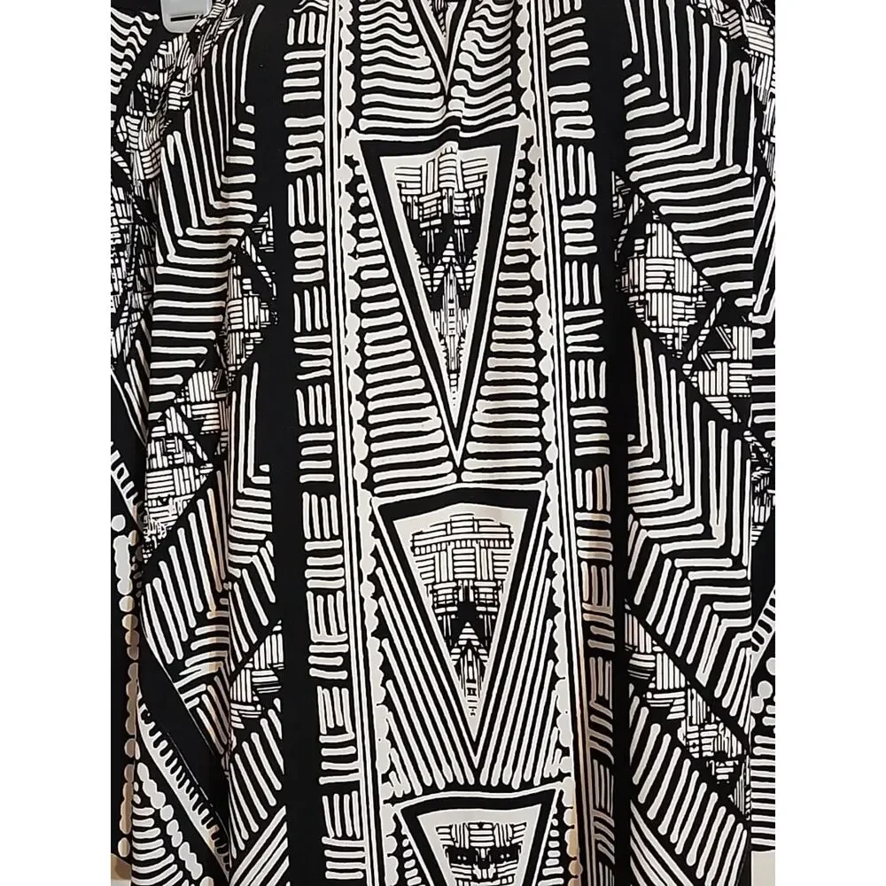 Sonnet Shores Swim Top Halter No Straps 18W Black White Aztec Geometric